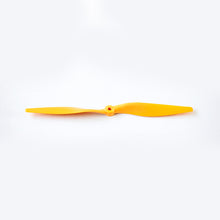 Load image into Gallery viewer, Dynam 13x6 prop (yellow)