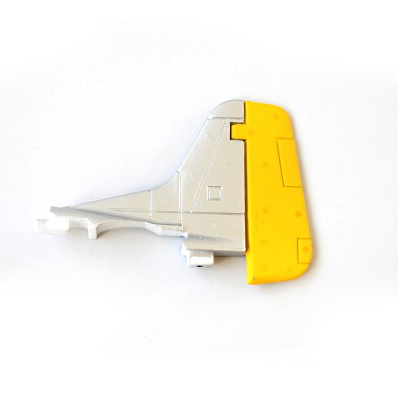 Dynam P51D Mustang silver vertical stabilizer